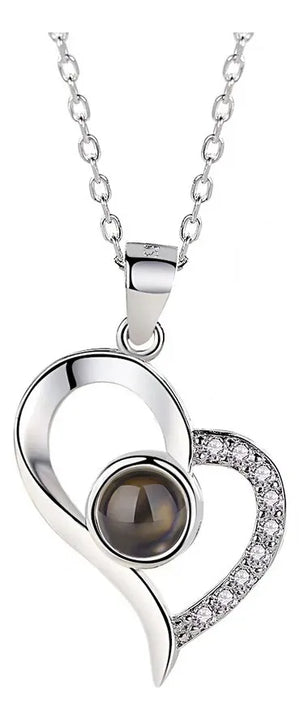 🌹 Collar con Rosa Eterna en Caja Joyero – El Regalo que Dice Te Amo en 100 Idiomas